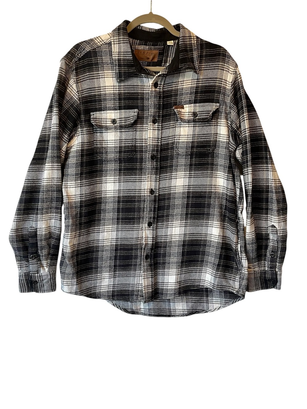 Orvis Flannel shirt jacket Mens L large Black Plaid Shacket Pockets Long sleeves
